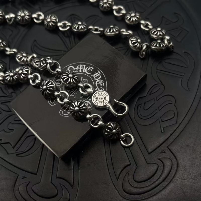 Ch*0me He**ts necklaces